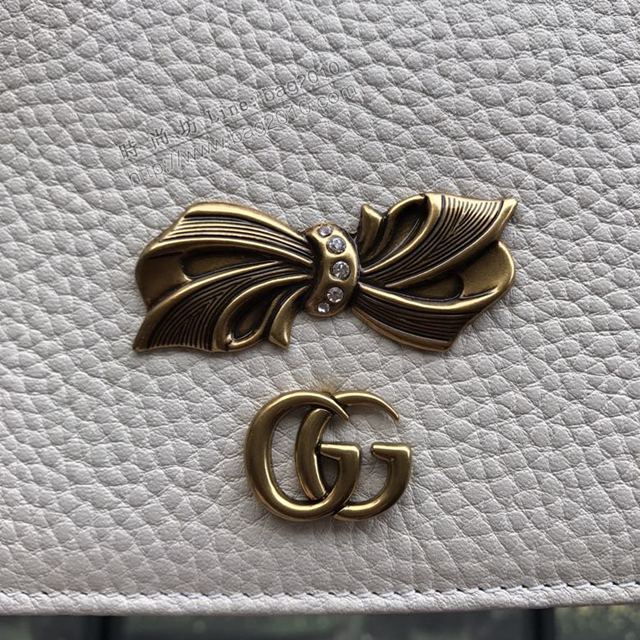 Gucci包 古馳女包 524293白皮拼粉皮 金屬蝴蝶結 Gucci鏈條斜挎小包  gudj1323